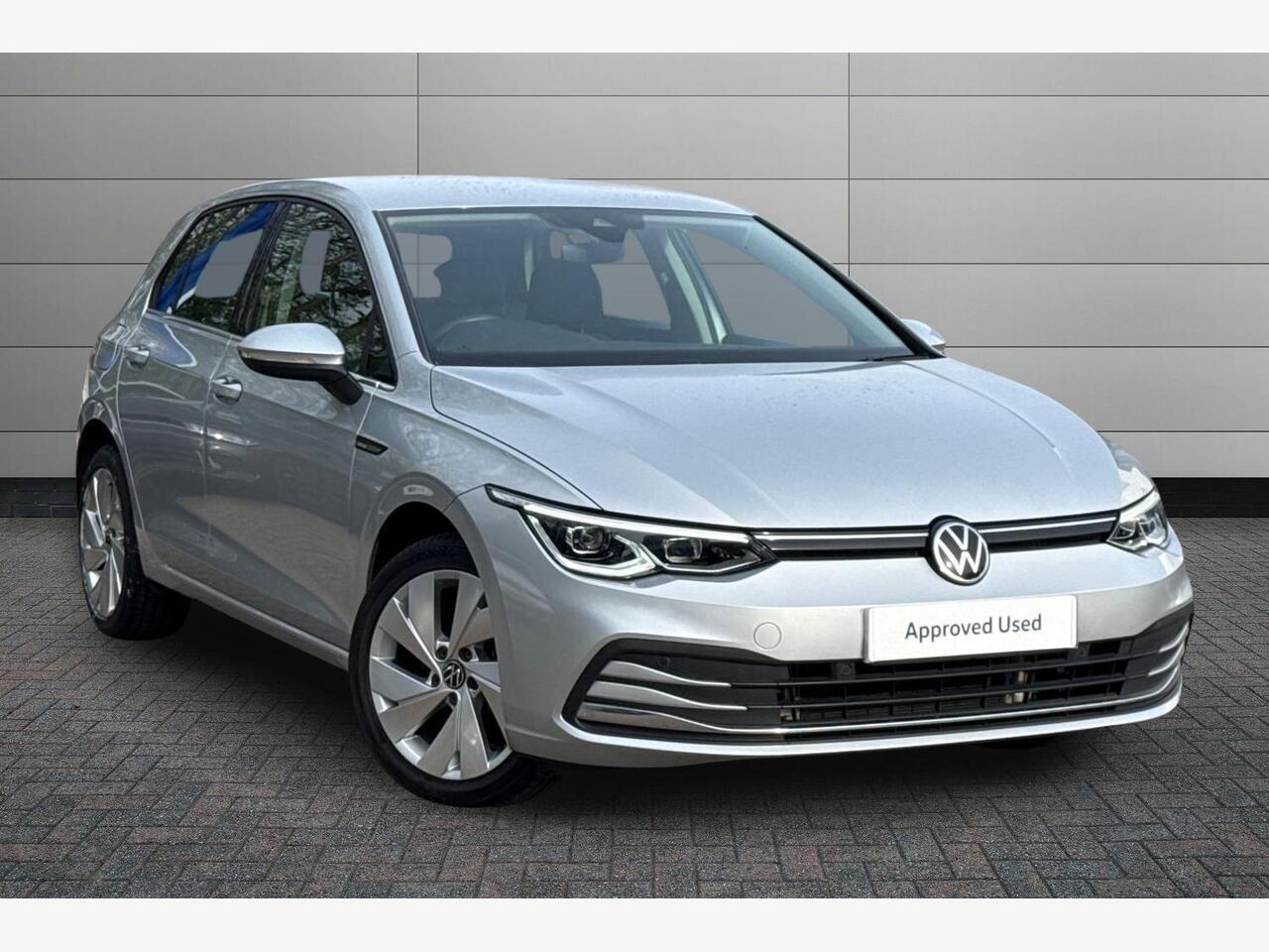 Main listing image - Volkswagen Golf