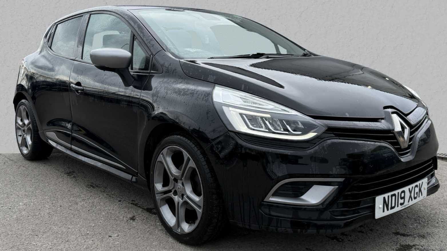 Main listing image - Renault Clio