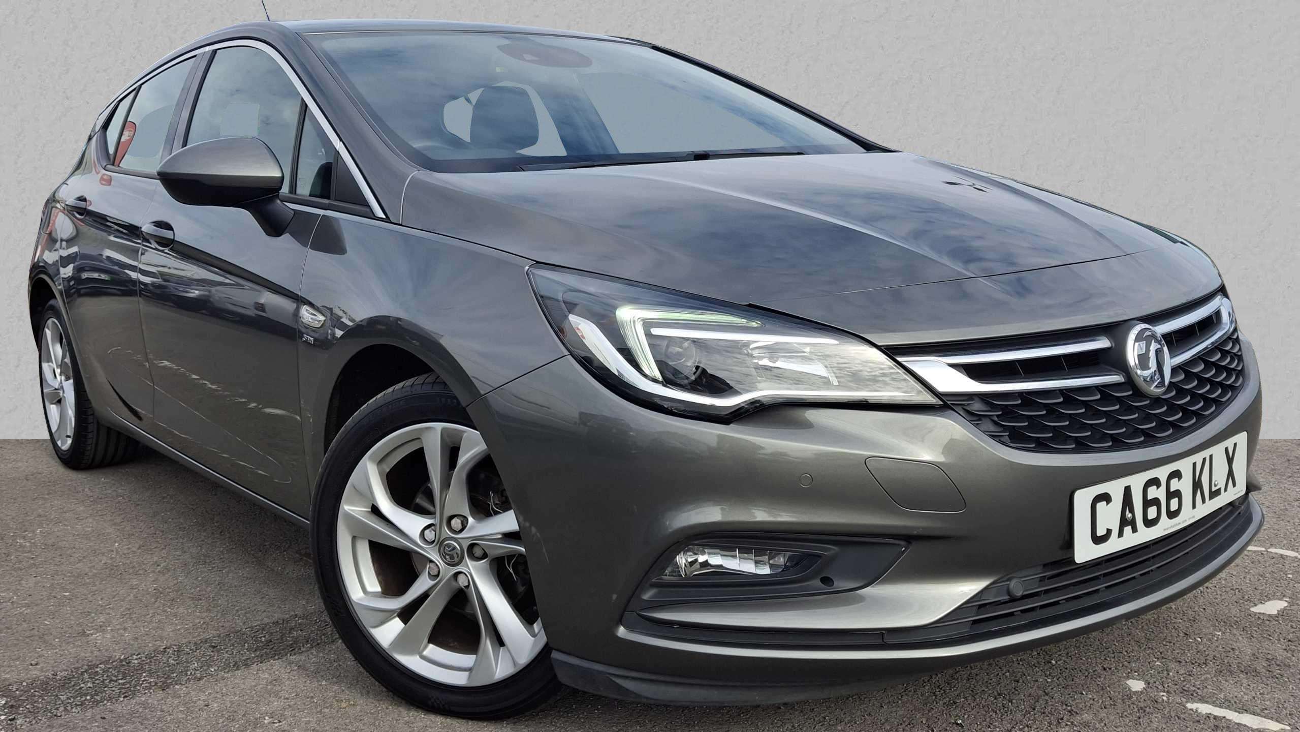 Main listing image - Vauxhall Astra
