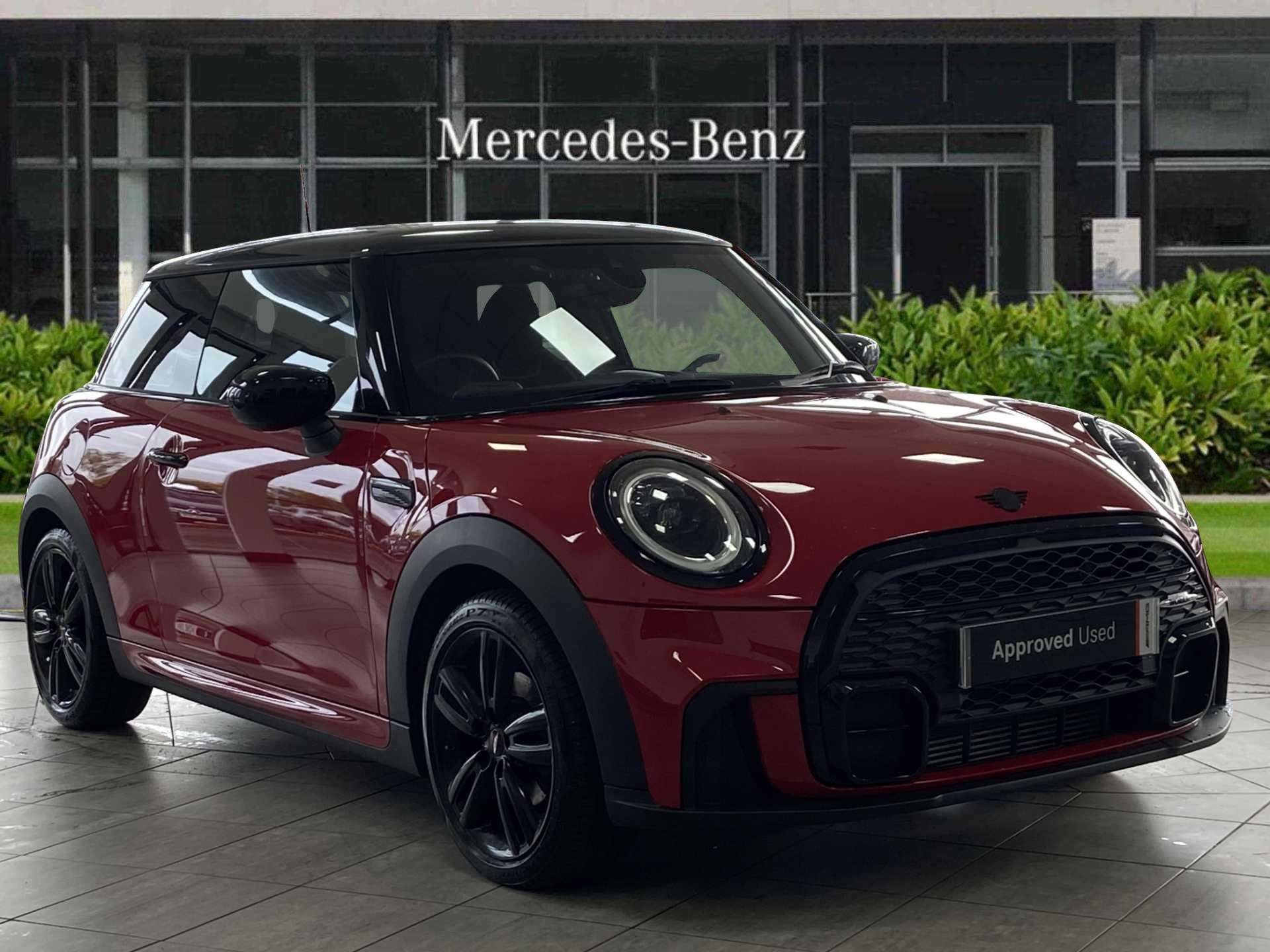 Main listing image - MINI Hatchback