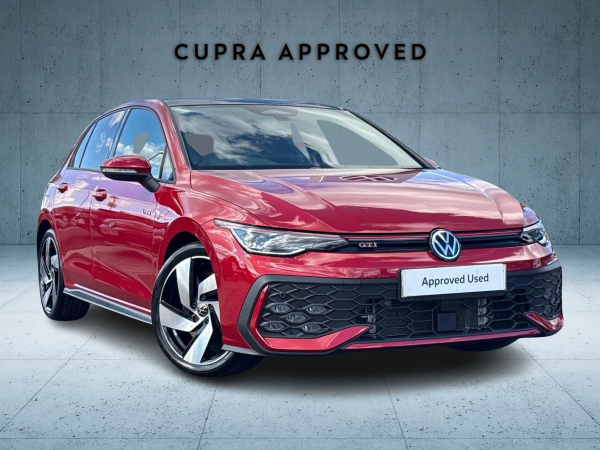 Main listing image - Volkswagen Golf