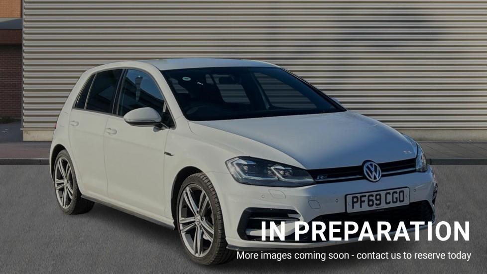 Main listing image - Volkswagen Golf