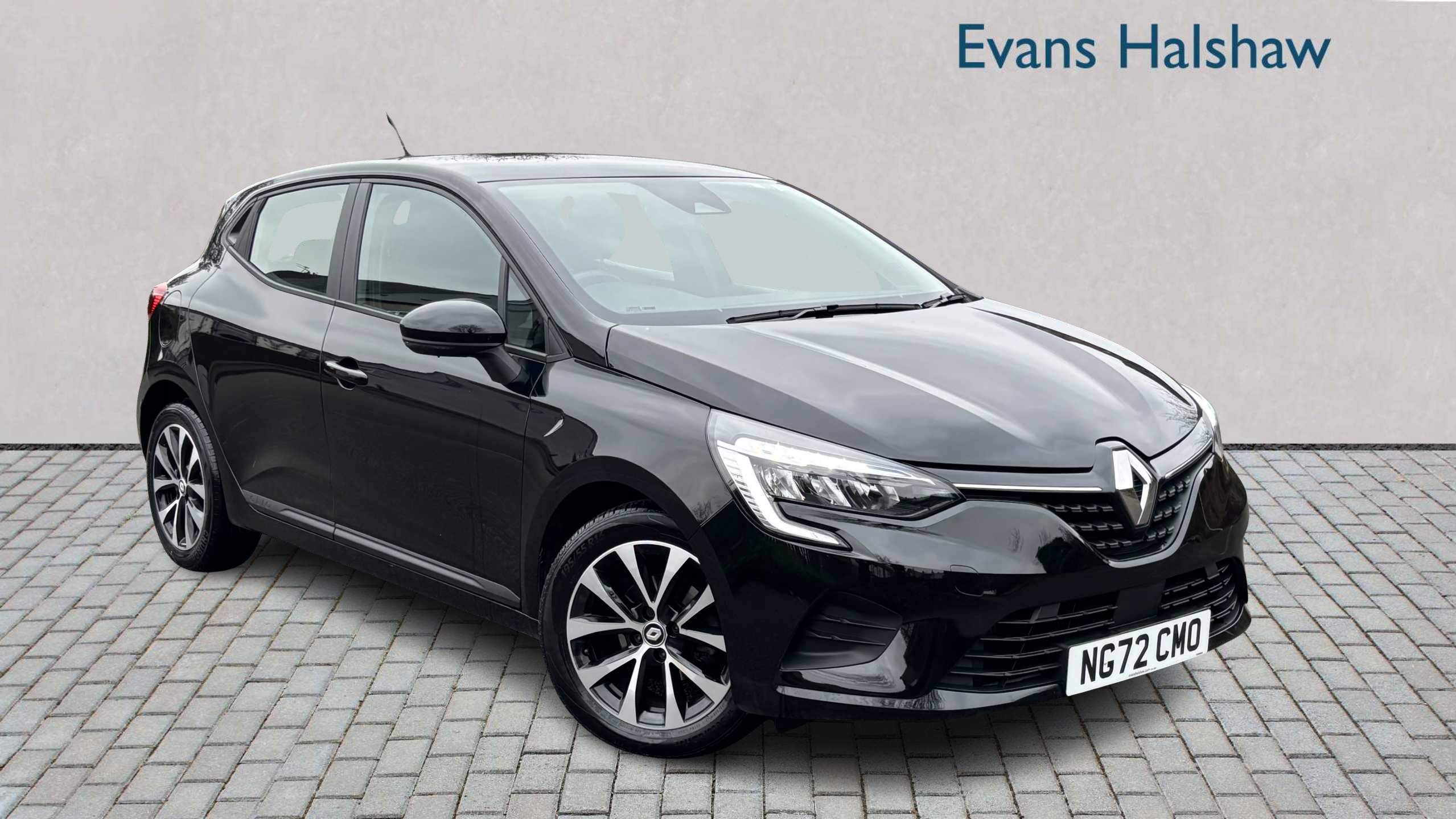 Main listing image - Renault Clio