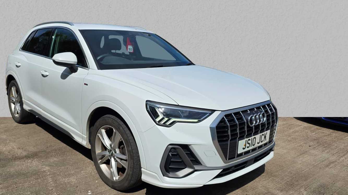 Main listing image - Audi Q3