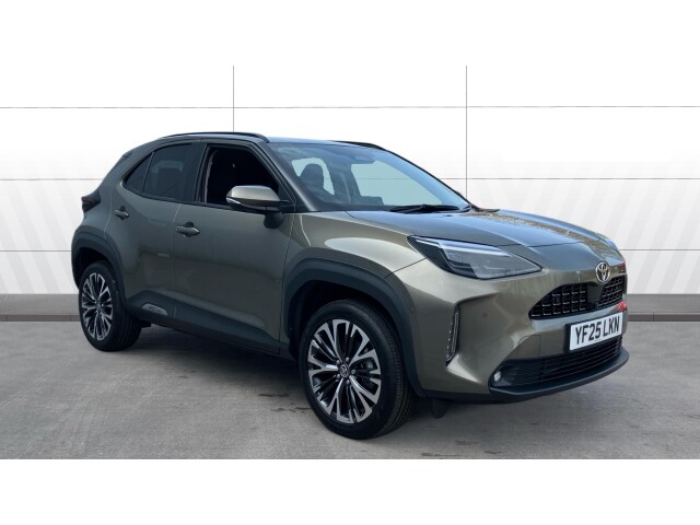 Main listing image - Toyota Yaris Cross