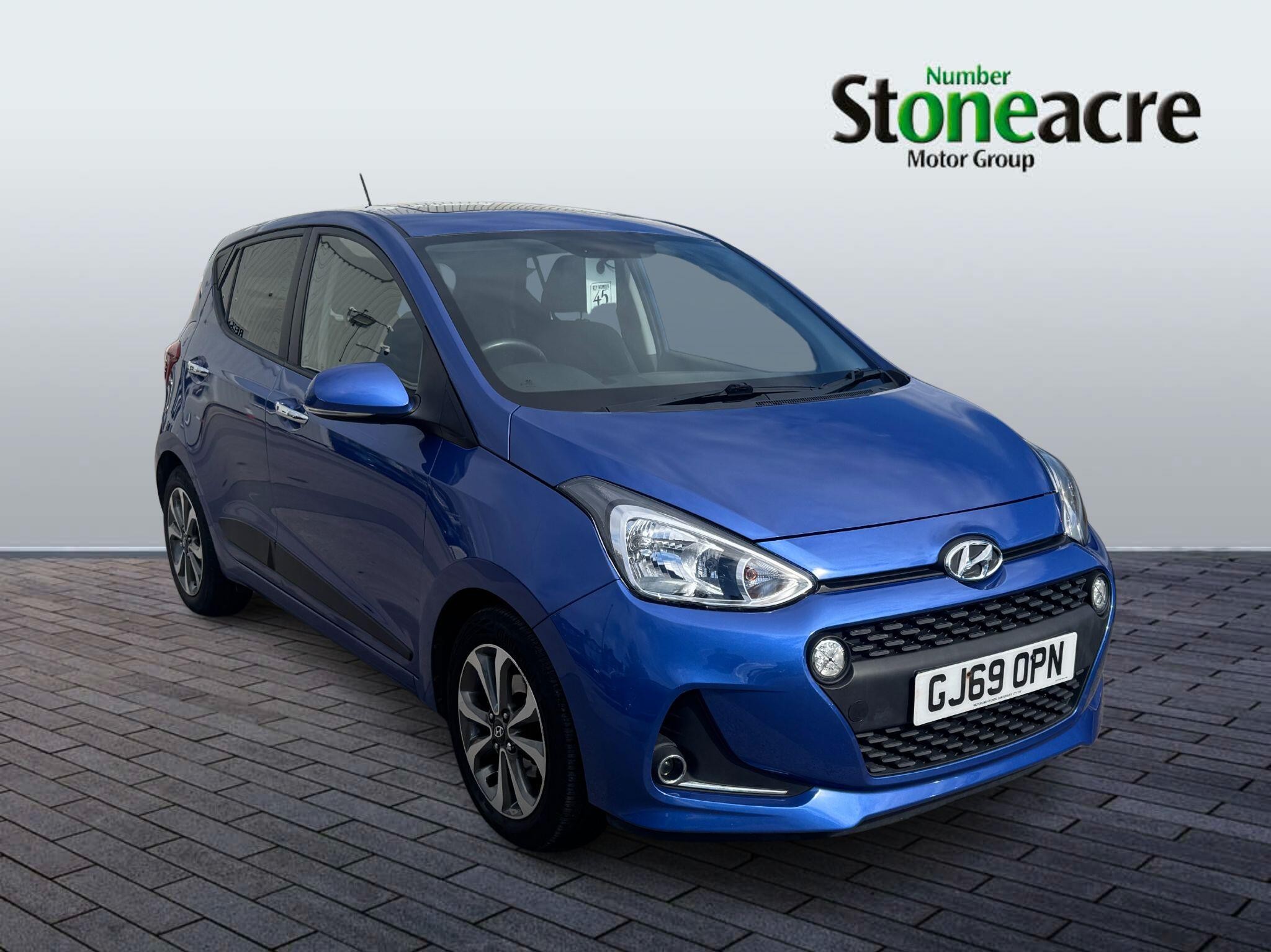 Main listing image - Hyundai i10