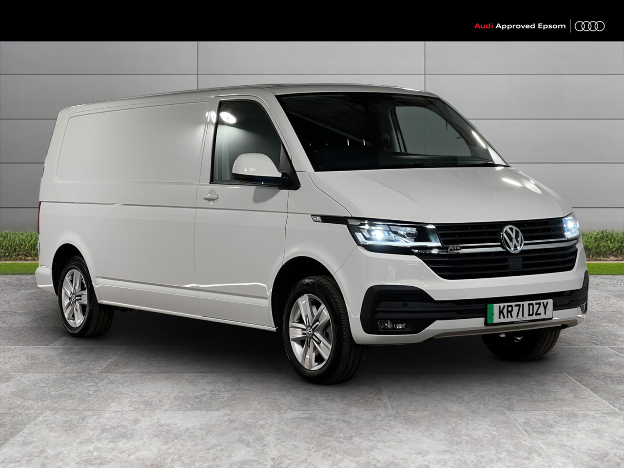 Main listing image - Volkswagen Transporter
