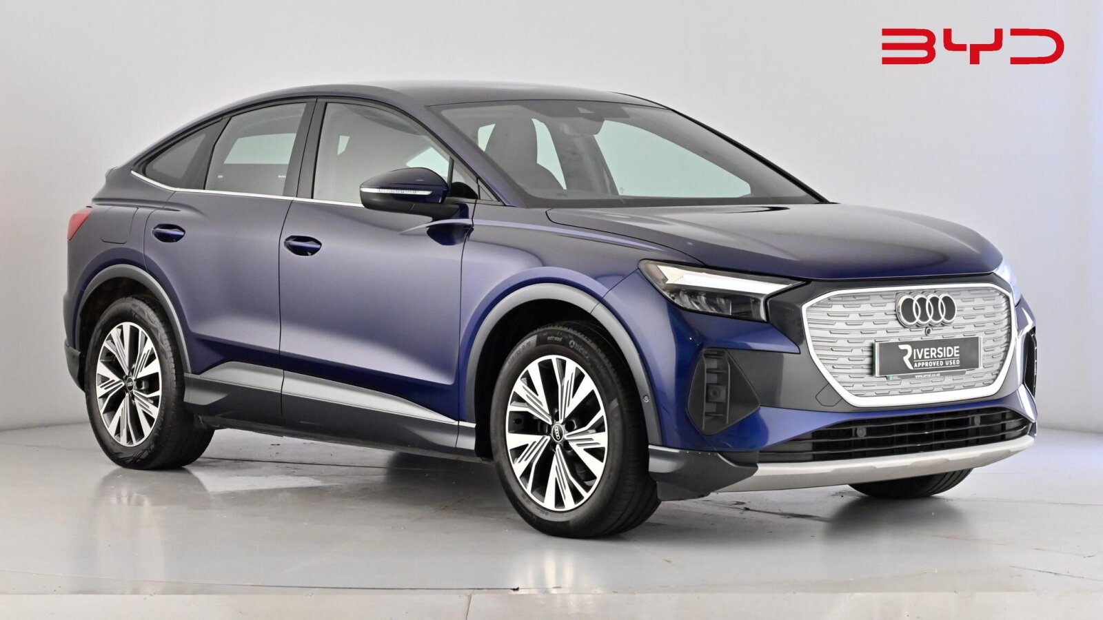Main listing image - Audi Q4