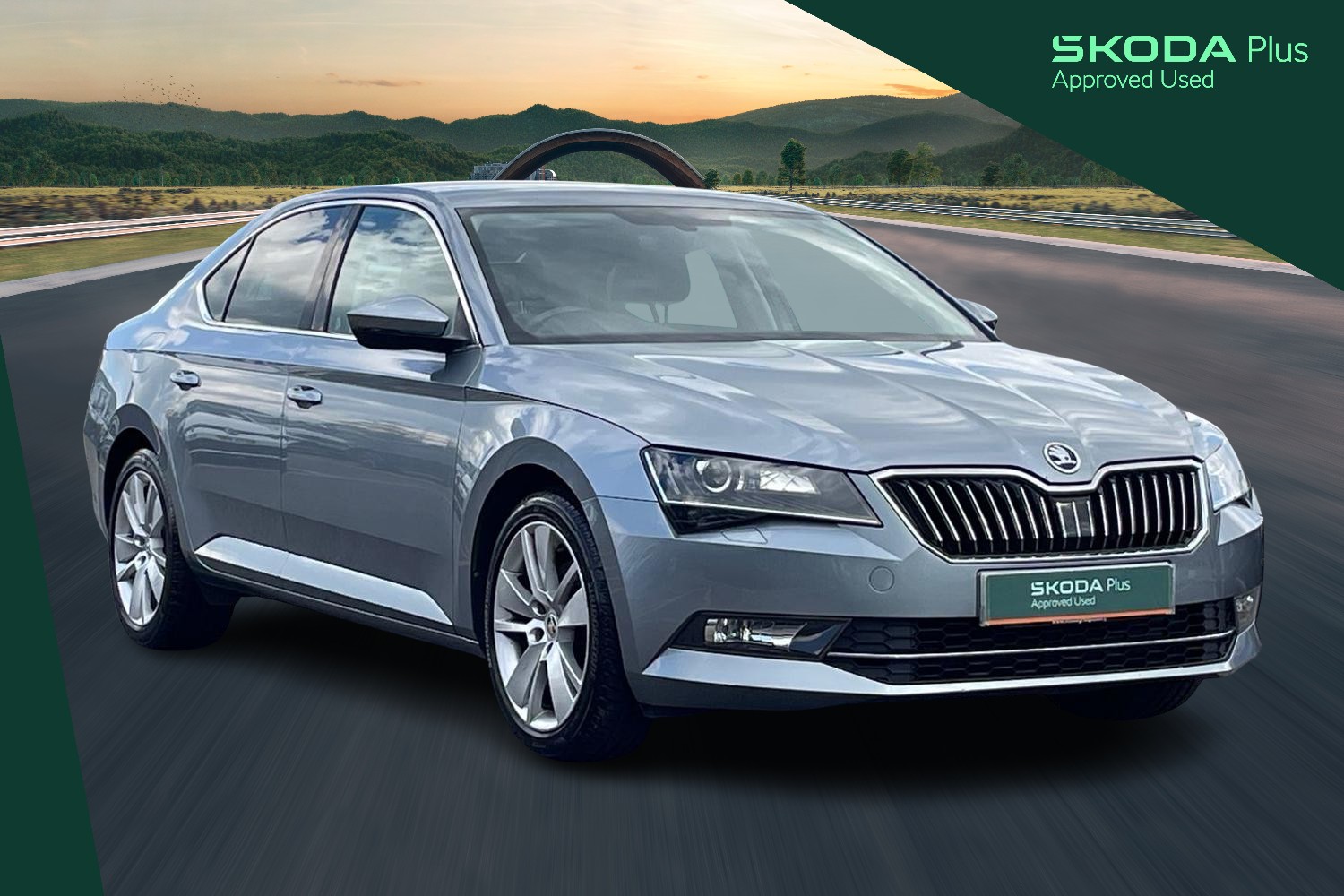 Main listing image - Skoda Superb
